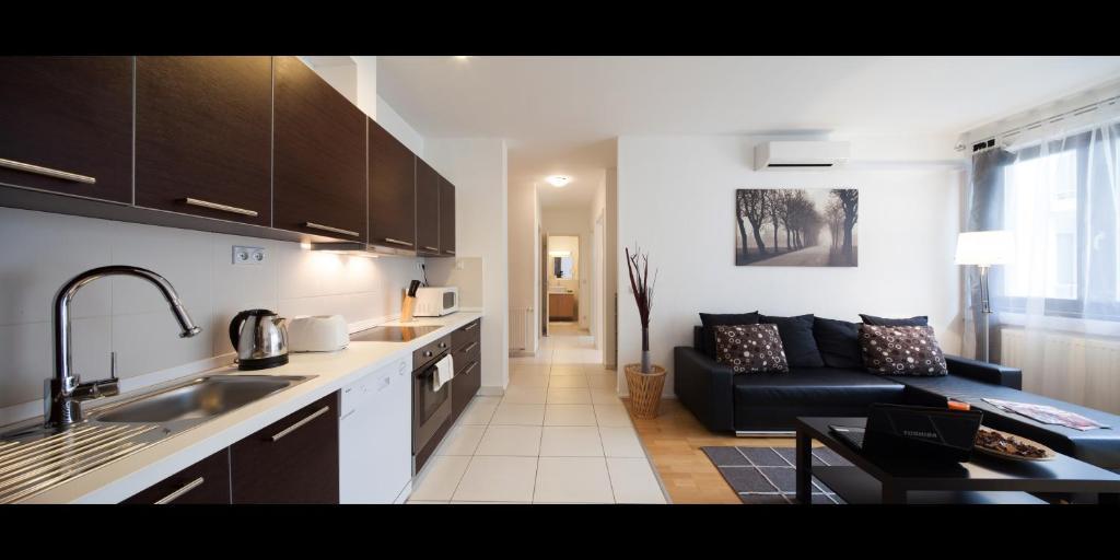 Quality Point Apartments 0-24 Reception Βουδαπέστη Δωμάτιο φωτογραφία